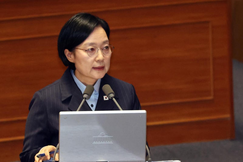 <b>강선영</b> “與다수 군대 안 가 국방 무지” 韓총리 “애국심 없지 않아”