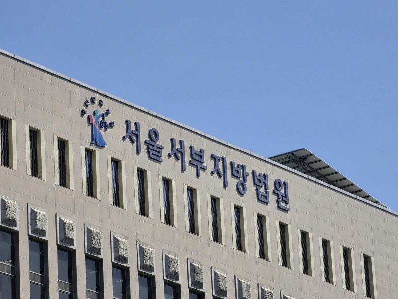 미슐랭 2스타서 나온 ‘<b>개미 디저트</b>’, 식용 불가였다