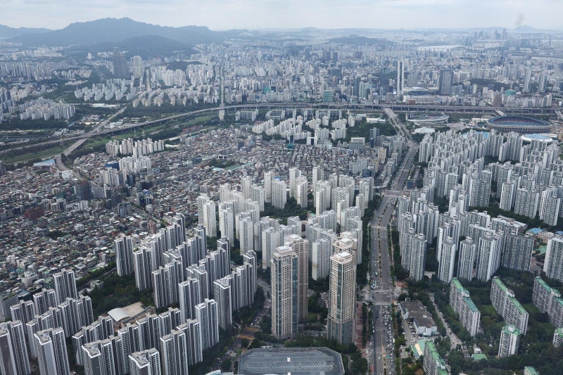 [속보]<b>토허구역</b> ‘세 낀 집’ 사도, 입주 최대 3년 미룬다