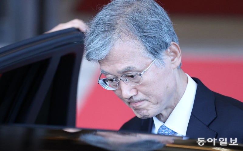 조희대, 대법관 재제청 거부… 靑과 정면충돌