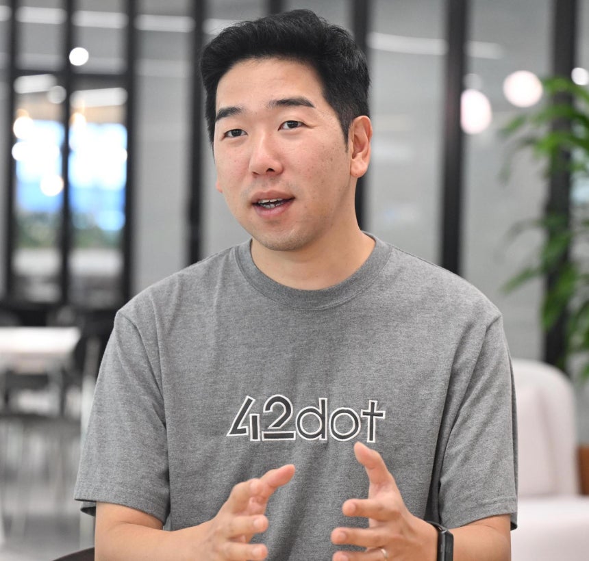  글레오 AI의 개발을 총괄하고 있는 이한빈 포티투닷 GL이 질문에 답하는 모습. 현대자동차그룹 제공