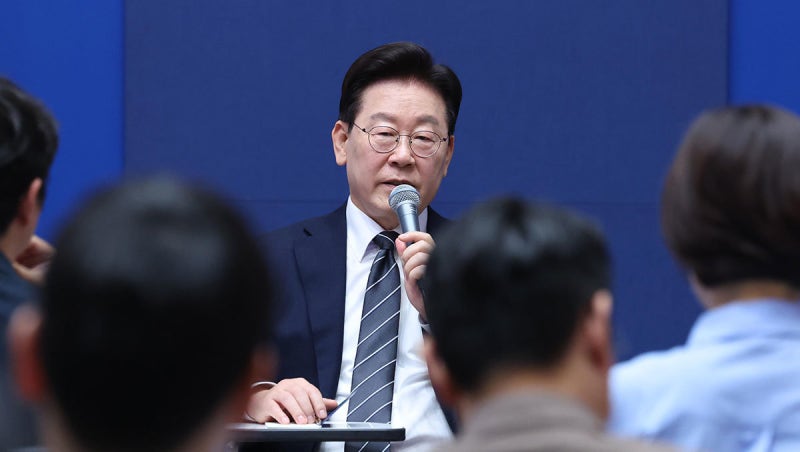 李 “<b>전작권</b> 맡겨놓고 방치할 상황 아냐… 반드시 조기 <b>환수</b>”