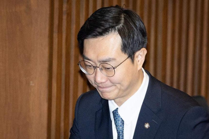 ‘女비서관 <b>성추행 혐의</b>’ <b>장경태</b> 의원 불구속 <b>기소</b>