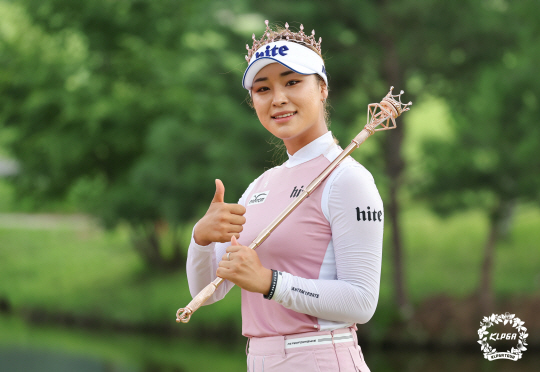 <b>윤이나</b>, 호주<b>여자</b><b>골프</b> 퀄리파잉 대회서 4위…2024시즌 출전권 획득
