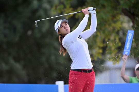 돌아온 <b>김세영</b>, LPGA 첫날부터 우승 경쟁