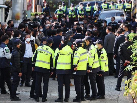 ‘<b>연쇄 성폭행범</b>’ <b>박병화</b> 전입에 수원 시민들 ‘비상’…이제 어쩌나?