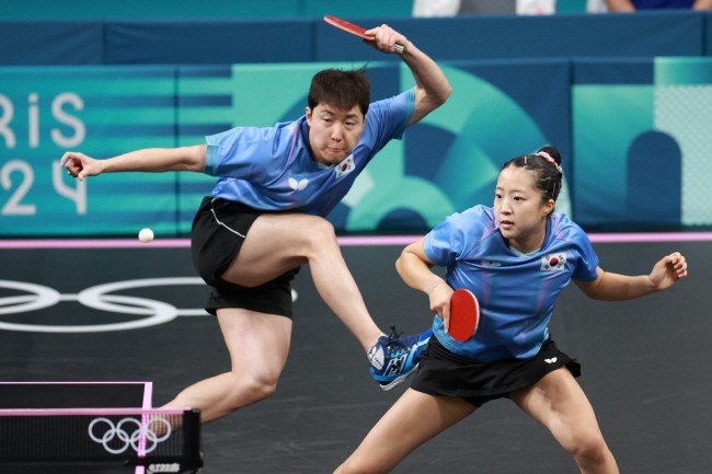 <b>탁구</b> 혼복 <b>임종훈</b> - <b>신유빈</b> 4강行… 이번엔 만리장성 넘나[2024 파리올림픽]