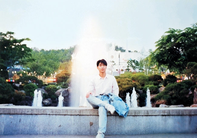 1990  .    ߳⿡   ǵƺ   ð ڴ  Ѵ.