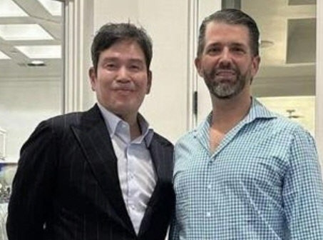 정용진, <b>트럼프</b> 장남과 미국서 회동…<b>트럼프</b>·<b>머스크</b>도 만날까