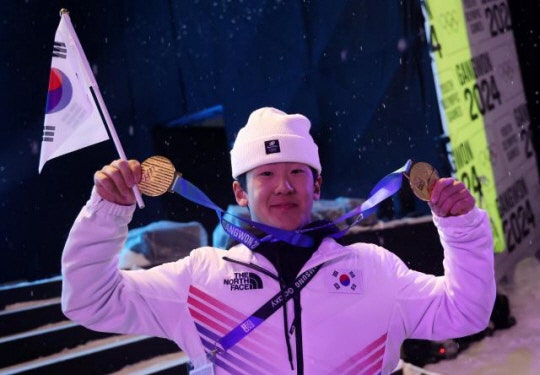 <b>스노보드</b> <b>이채운</b>, 슬로프스타일서 <b>금메달</b>