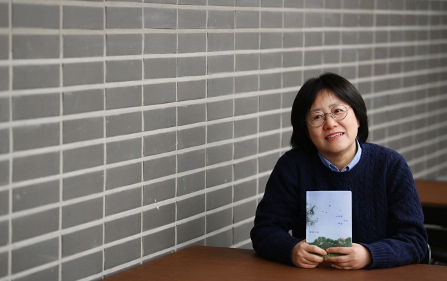 “문학의 역할은 불행 이후를 상상하는 것… 그 안에서 희망 쓰고파”