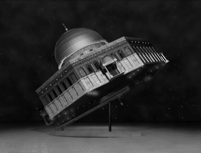 UFO 빼닮은 사원… 문화 충돌로 역사 재해석