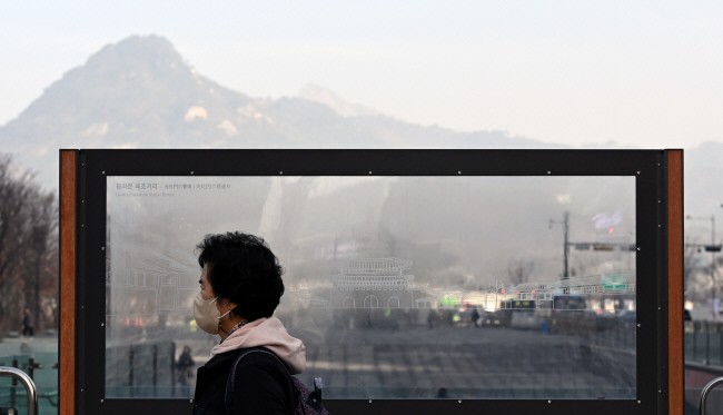 ‘고비사막 발 황사’ 공습… 전국 대부분 미세먼지 ‘매우나쁨’