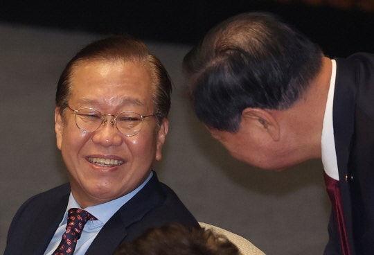 권영세 “‘<b>민감국가</b>’ 된 건 <b>이재명</b> 탓…북한 지령 받은 민노총과 거리...