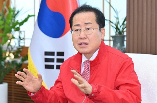 <b>홍준표</b> “<b>공수처 폐지</b>하고 한국판 FBI, 국가수사국 만들자”