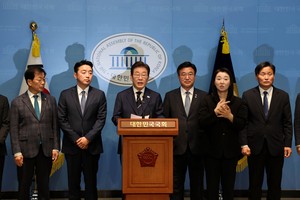 이재명 “대한민국, 세계가 주목하는 ‘퍼스트 무버’ 될 것”