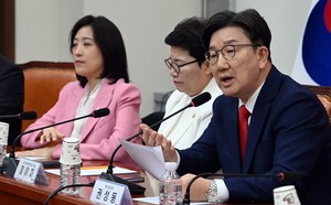 국힘 ‘<b>단일화</b> 이전투구’… “이대로는 성사돼도 시너지 없다”