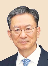 정성호 “조국일가 양형 불공정” … 조국 “사면은 대통령 고유권한”
