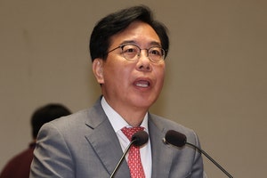 국힘 <b>송언석</b> “코스피 5000시대 건강하지 않을 것” 왜?