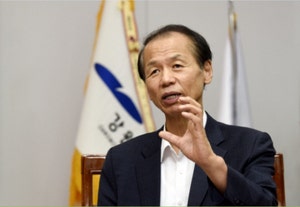 [속보]<b>최문순</b>, <b>알펜시아 입찰</b>방해 혐의로 기소…KH에 <b>입찰</b>가격 알려준 ...