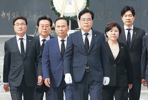 국힘 혁신위원장에 안철수 “코마상태 놓인 당 살려낼것”
