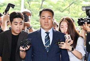 수사외압 ‘키맨’ 김계환, 전역 후 입장변화 여부 주목