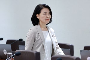 [속보]<b>이진숙</b> “방송3법, 지시 아니라 의견 물은 것”이란 대통령실에 ...