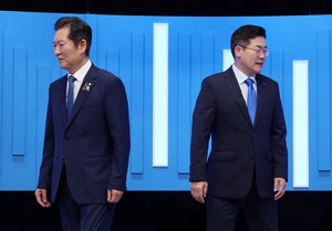 박찬대 “李, 눈빛만 봐도 알아” vs <b>정청래</b> “안 봐도 알아”