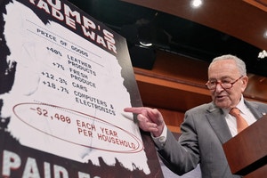 K-푸드 이끈 ‘불닭볶음면’이 관세불똥 제대로 맞은 이유···美에 공장없어, 수출다변화 고심