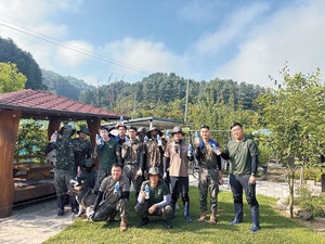 동아오츠카, 수해복구 장병에 물품 지원