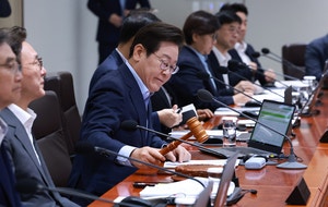 李대통령 “씨앗 부족하다고 밭 묵힐 수 없다” 재차 강조