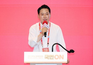 “대통령과 1대1로” 역제안 <b>장동혁</b>...협상 주도권에 ‘反정부 투사’ ...