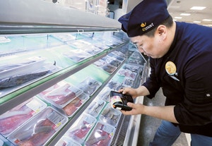 AI 활용 ‘최적 할인율’ 제시… 마트 폐기상품 발생 최소화[AI 대전환으로 새롭게 도약하라]