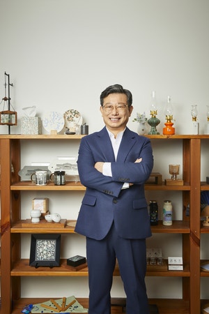 “창경궁·덕수궁 꽃 향기 담은 ‘궁궐 향수’ 나왔어요”