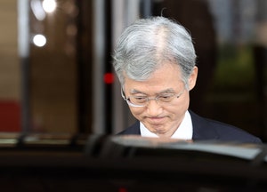 이번엔 국힘이 꺼내든 <b>탄핵</b>…“<b>대통령</b>, <b>대법원장</b> 사퇴하라 했다면 <b>탄핵</b>...