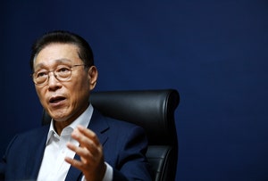 “한반도 지정학적 저주를 축복으로… ‘북극항로’ 개척은 천재일우의 기회”[현안 인터뷰]