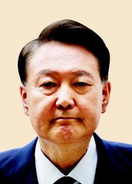 尹, 내란특검 자진 출석… 진술·녹화는 거부