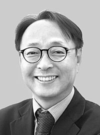국정감사 난장판과 청년층의 與 이탈[포럼]