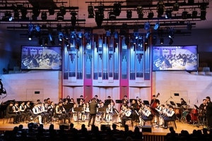 청각장애 35명 하모니… “우리에게 주는 선물”