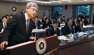 “국힘 해산 필요” vs “재판소원 위헌”… 또 싸운 법사위
