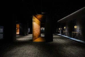 신라 금관 6점 사상 처음 한자리에… APEC 21개국 정상 맞이 한창