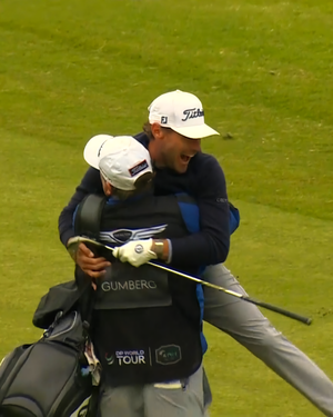 18번홀서 53미터 ‘샷 이글’ 검버그… 내년 DP월드투어 출전권도 잡았다