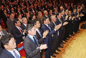 막오른 APEC CEO 서밋… “세계경제 거대한 전환, 亞서 미래 만들자”