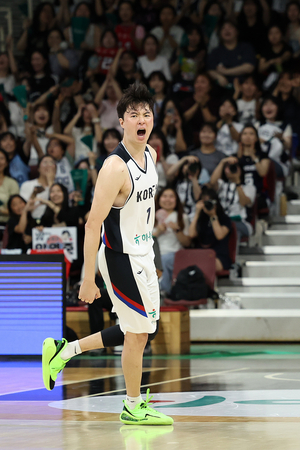 외곽포 장착한 한국 농구… ��오늘밤 또 만리장성 넘나