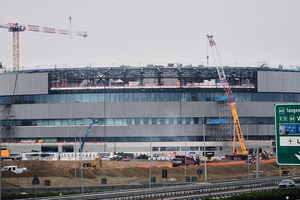 내년 동계올림픽 아이스하키 경기장 공사 차질