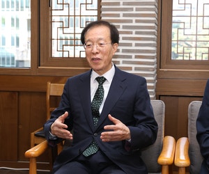 “與 국힘 해산공세 안돼… 법원 판단후 논의해야”