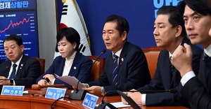 민주당 ‘내란청산 태풍’ 내년 6월까지 끌고간다