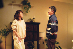 뜨거운 윗집과 차가운 아랫집… 야릇한 ‘19금 티키타카’ 대잔치