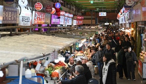 떡볶이 7알이 4000원… 일부 상인 탓에 매출·품질하락 ‘악순환’[Who, What, Why]