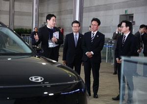 “올 수출 사상 첫 7000억달러 달성할 것”